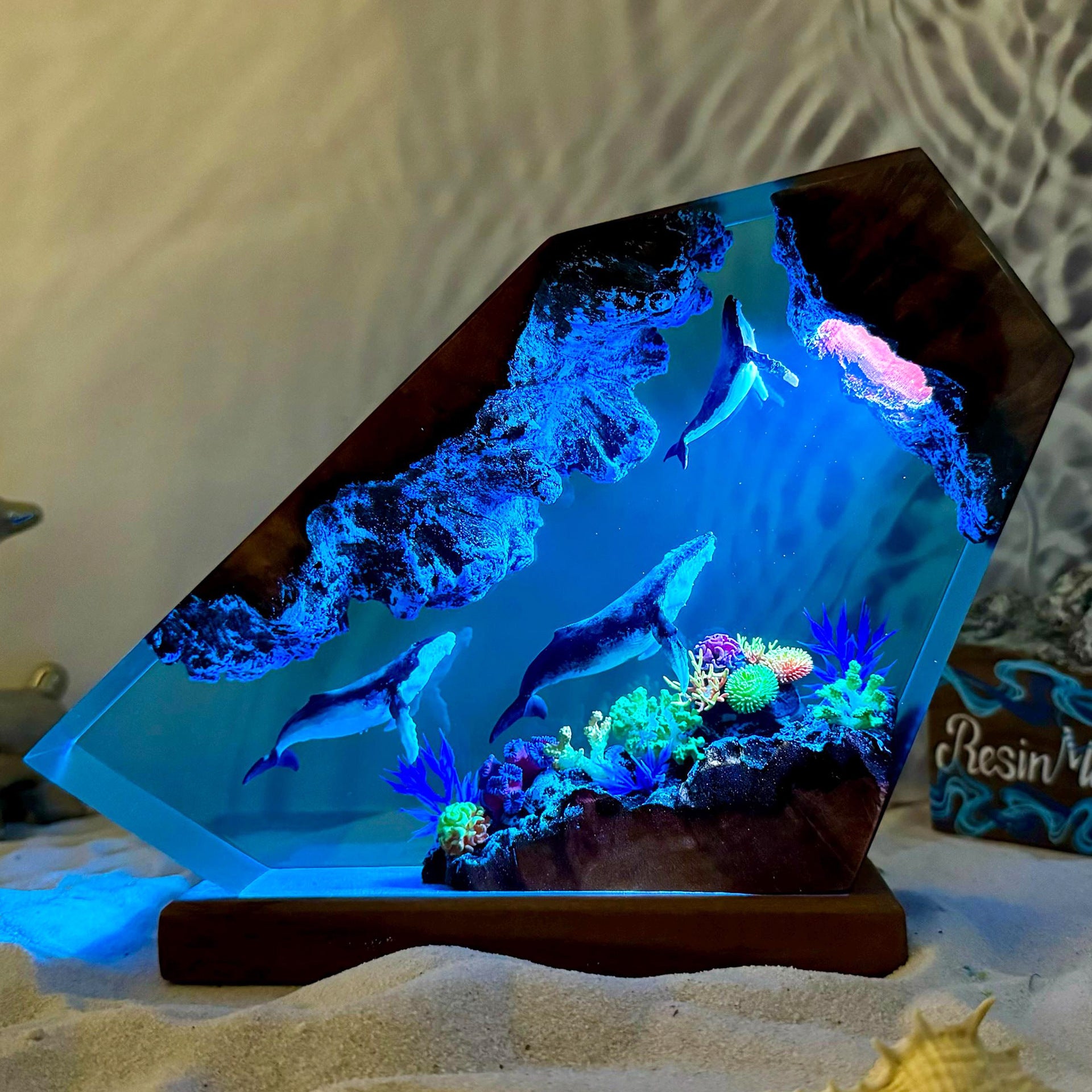Coralline — Whale Resin & Wood Lamp — detail view 4