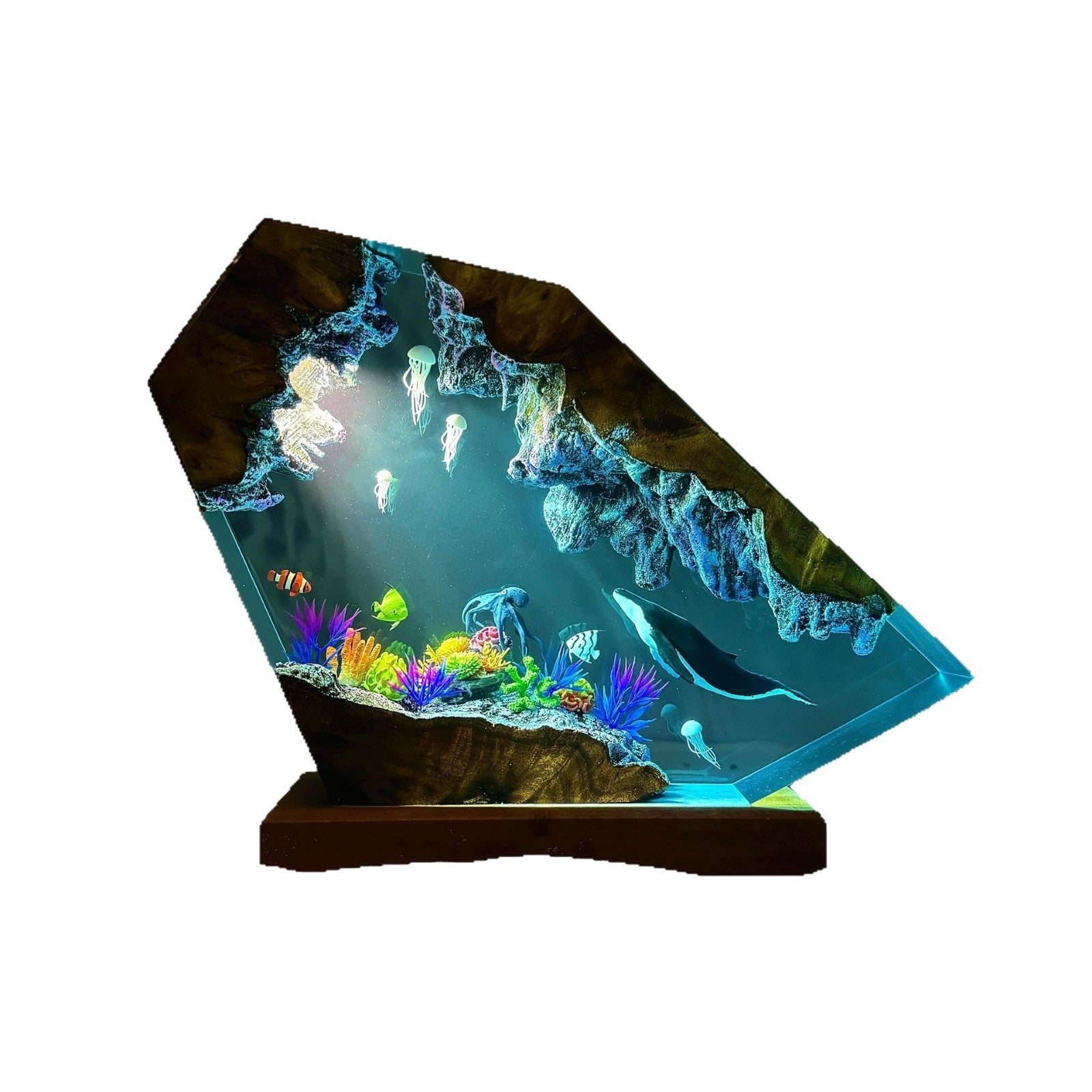 Mareluna — Whale & Jellyfish Resin Night Light — detail view 10