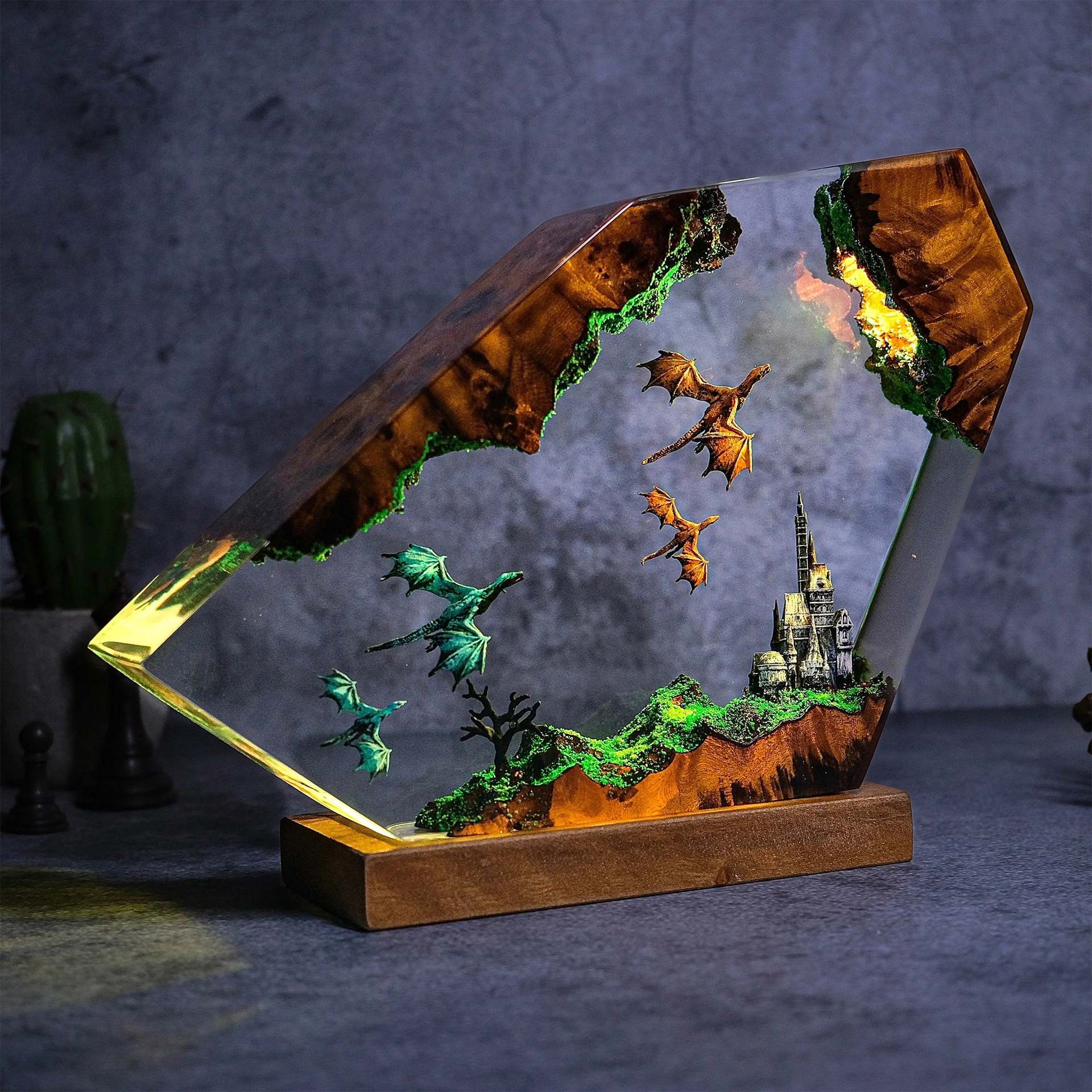 Citadel — Dragon Castle Resin Lamp — detail view 2